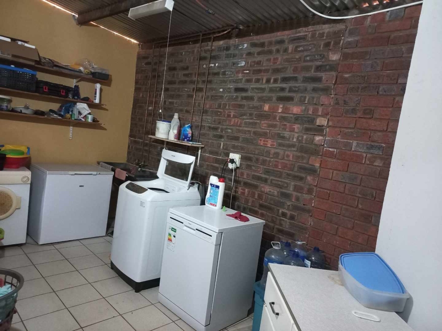 5 Bedroom Property for Sale in Blydeville Northern Cape